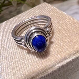 Vintage Lapis Lazuli Handmade Ring Solid 925 Sterling Silver oval cabochon gem